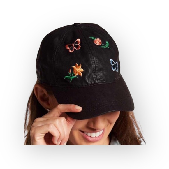 new August Hat ✿ Floral Embroidered Baseball Cap ✿ Shiny Coated Black ✿ - Picture 13 of 16
